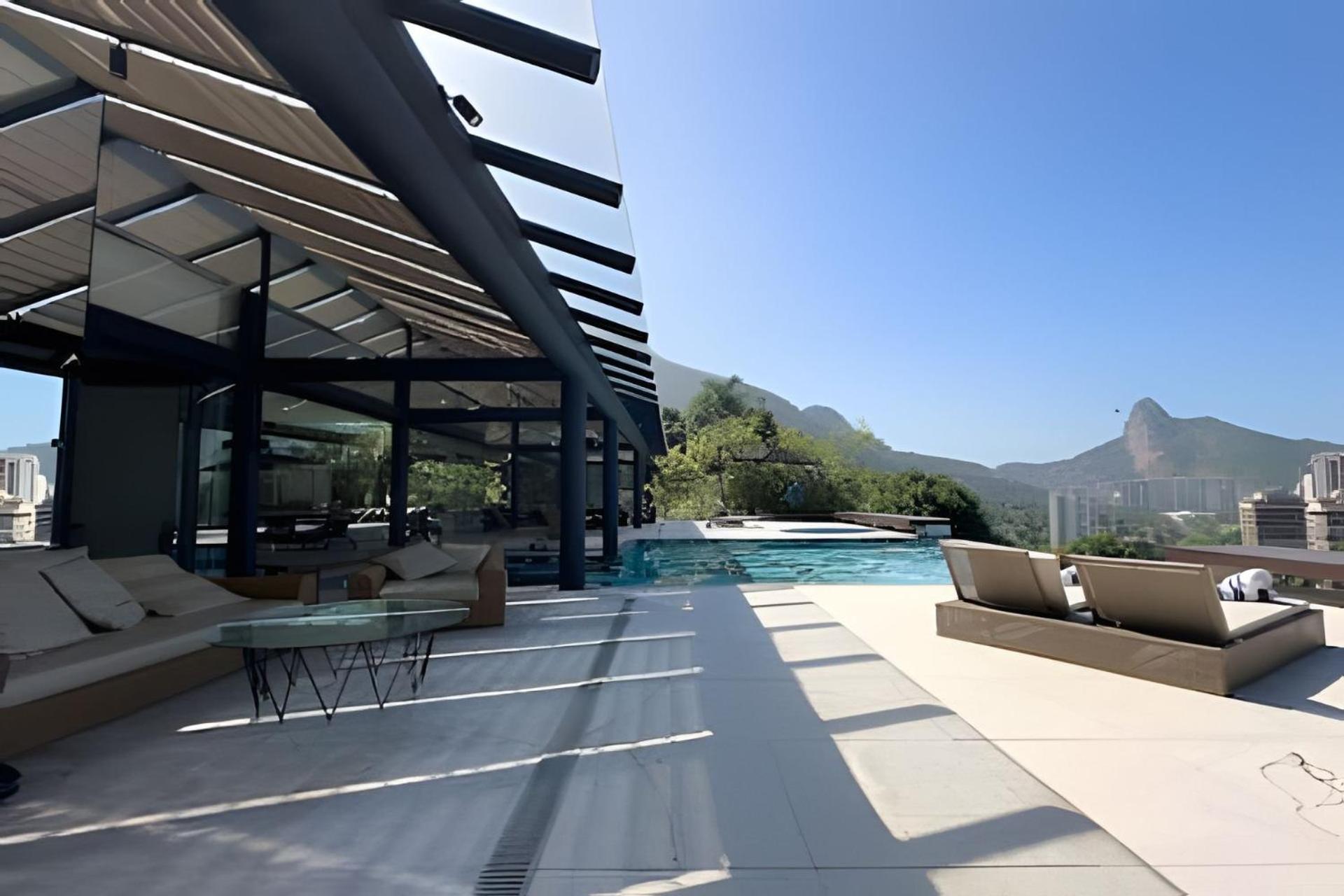 Hr.339 - Casa 5 Quartos E Piscina Em Sao Conrado * Rio de Janeiro